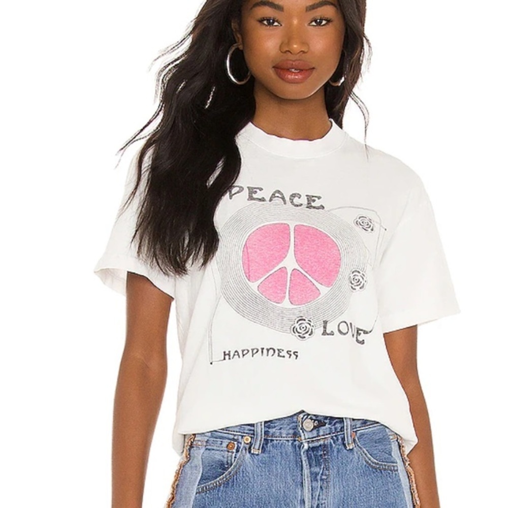 (A2) REVOLVE SIXTHREESEVEN Graphic Tee in Peace Vintage White Size Medium, NWOT